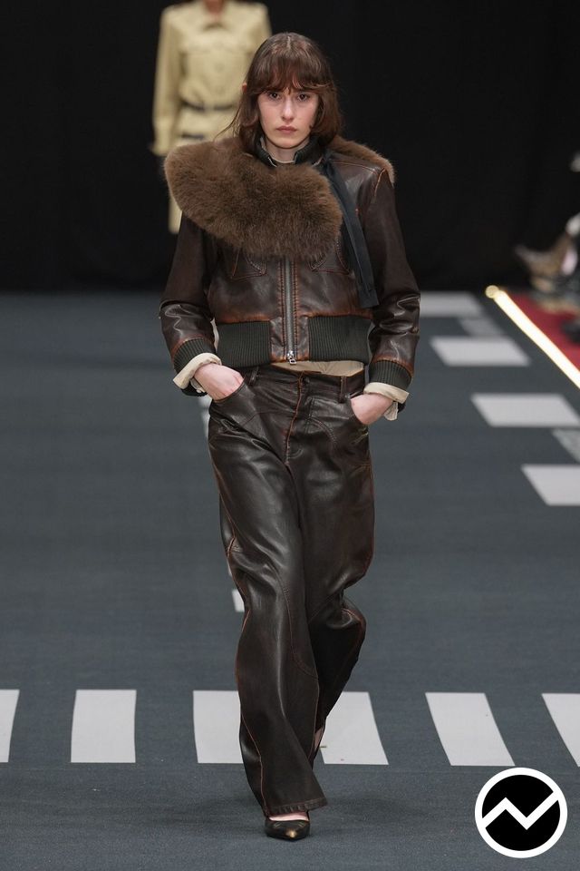 Baum Und Pferdgarten, FW26 womenswear, Chocolate, look 1