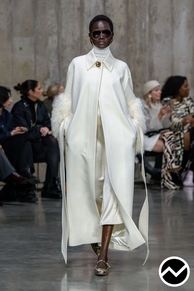 Joseph, FW26 womenswear, Cocoon Coat, look 10