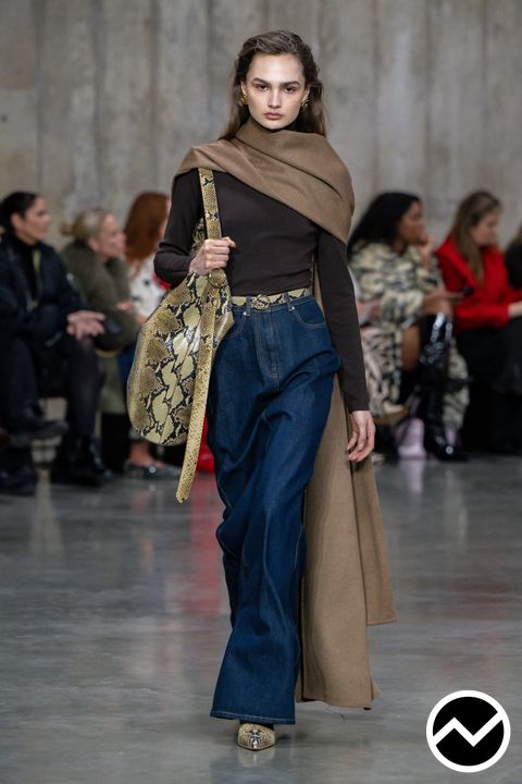 Joseph, FW26 womenswear, Wide Leg Jeans, look 33