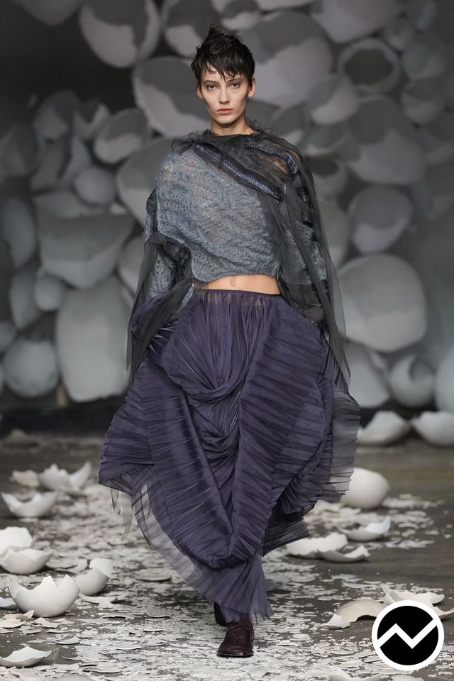 Pauline Dujancourt, FW26 womenswear, Asymmetric Hem Skirts, look 27