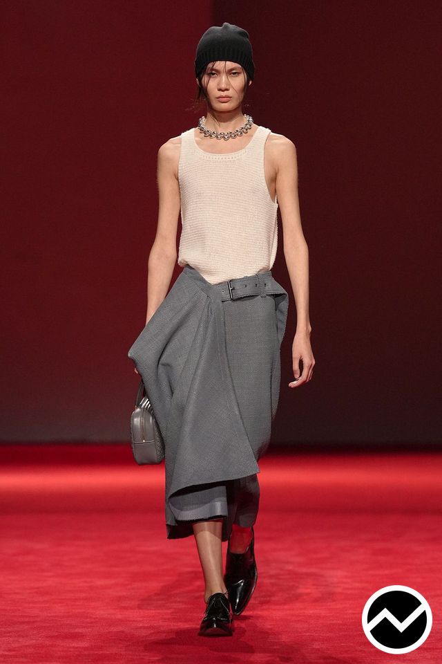 Bottega Veneta, FW26 womenswear, Belted Skirts, look 21