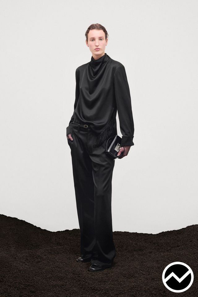 Durazzi, FW26 womenswear, Satin, look 21