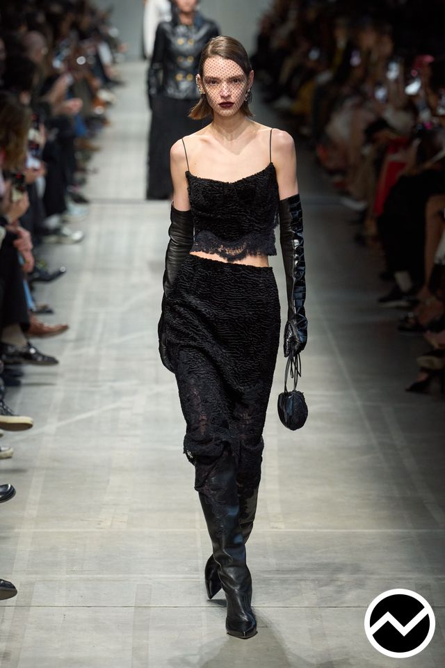Ermanno Scervino, FW26 womenswear, Cropped Top, look 14
