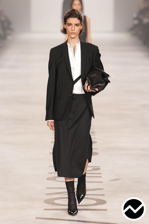 Fendi, FW26 womenswear, Mid-Rise Skirts, look 9
