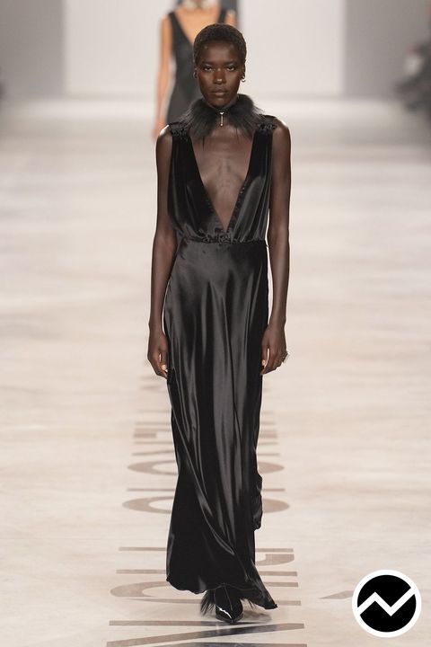 Fendi, FW26 womenswear, Satin, look 77