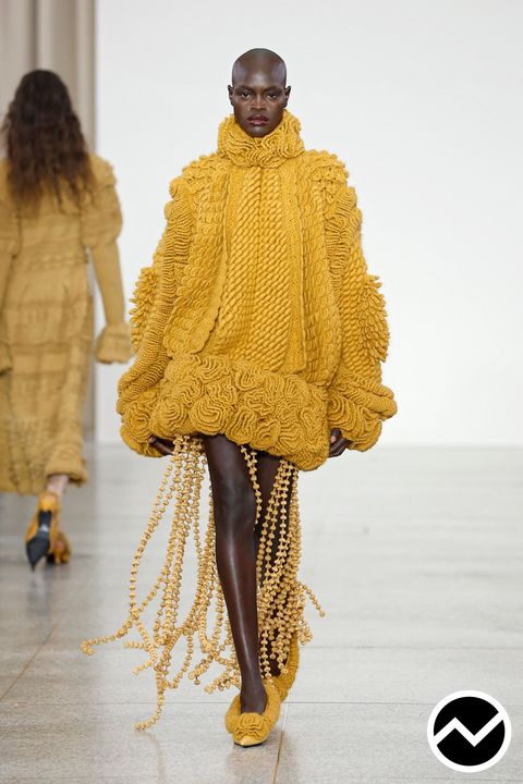 J.salinas, FW26 womenswear, Mustard, look 2