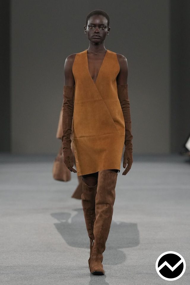 Max Mara, FW26 womenswear, Bronze, look 9