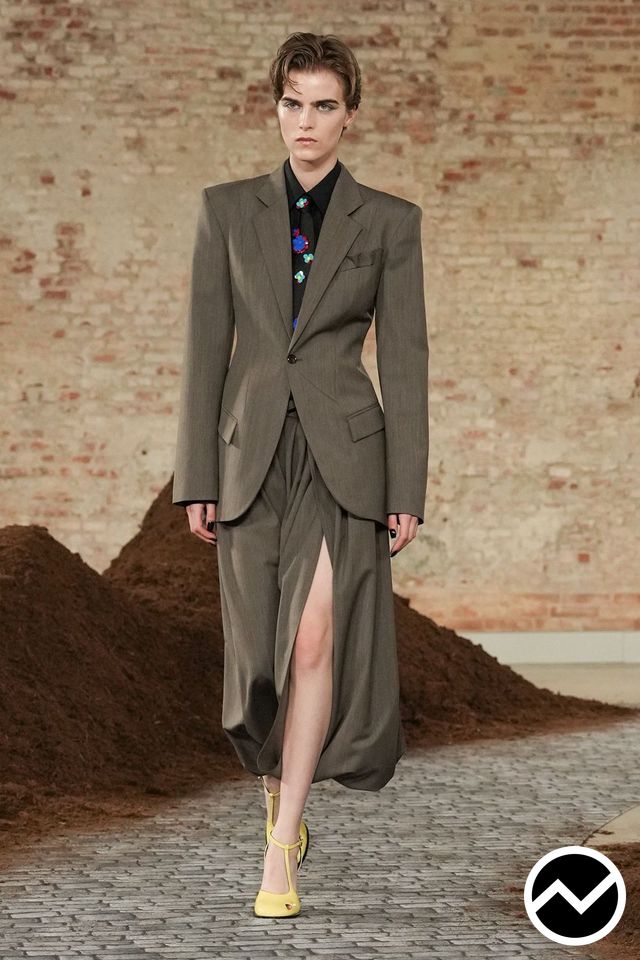 Moschino, FW26 womenswear, Moss, look 47
