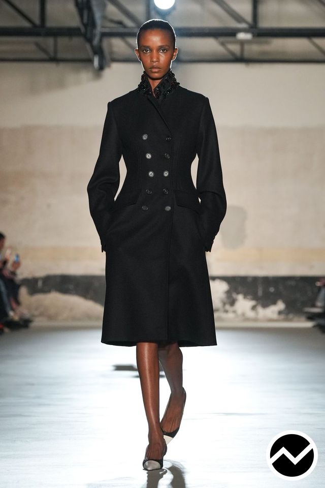 No. 21, FW26 womenswear, Double Breasted Coat, look 3