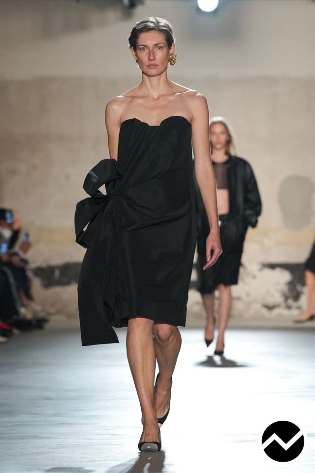 No. 21, FW26 womenswear, Draped Dress, look 4