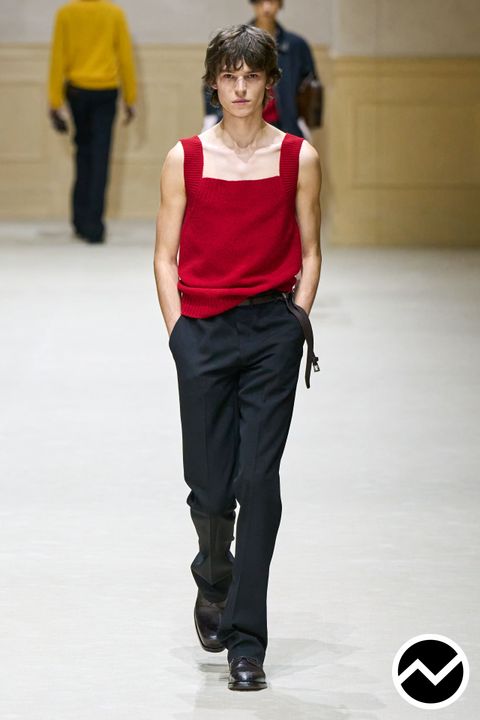 Prada, FW26 menswear, Scarlet, look 36