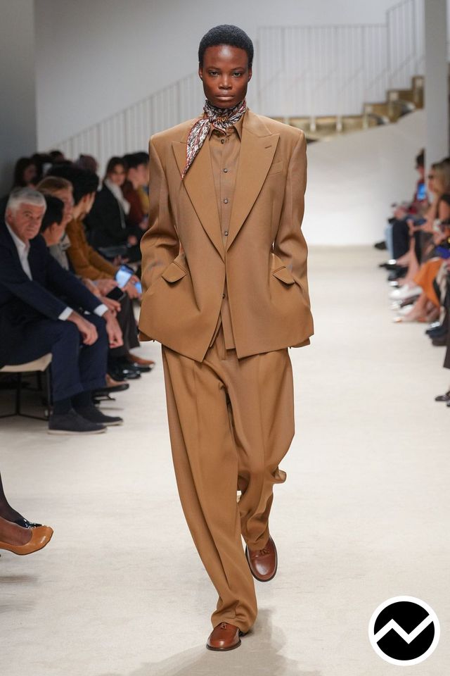 Tod's, FW26 womenswear, Drop Shoulder Jacket, look 35