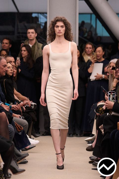 Alaïa FW26 womenswear, look 1