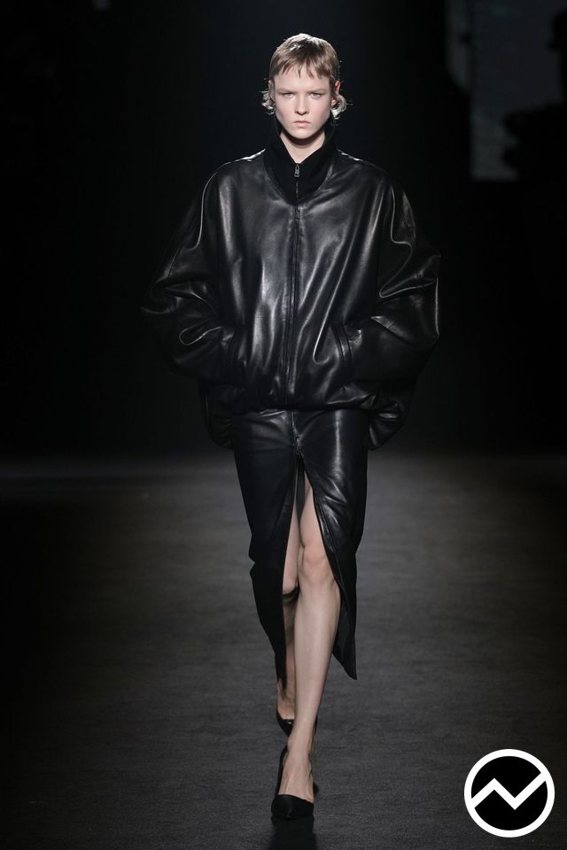 Balenciaga FW26 womenswear, look 1