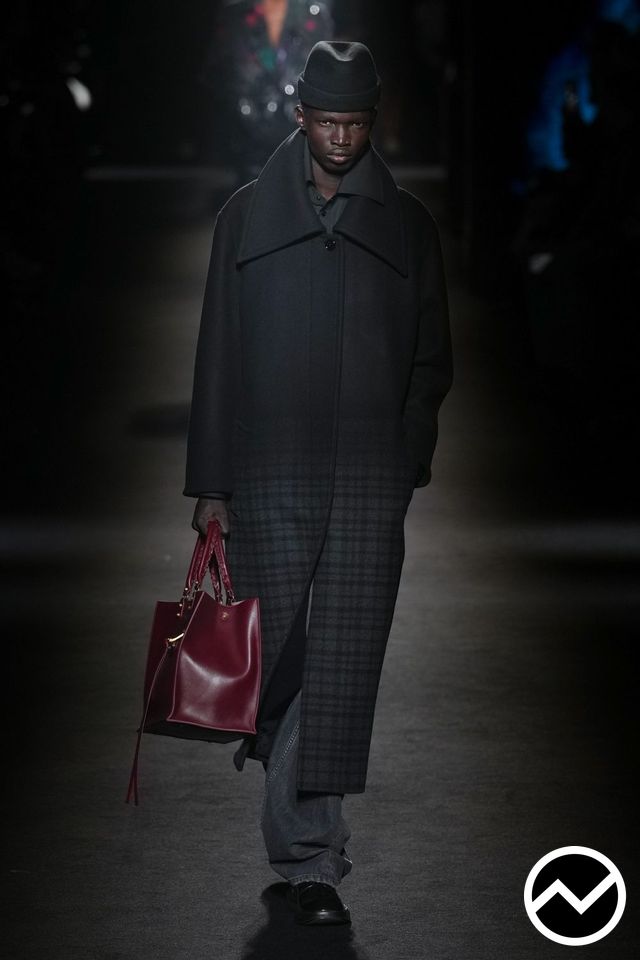 Balenciaga, Balenciaga FW26 menswear, look 37