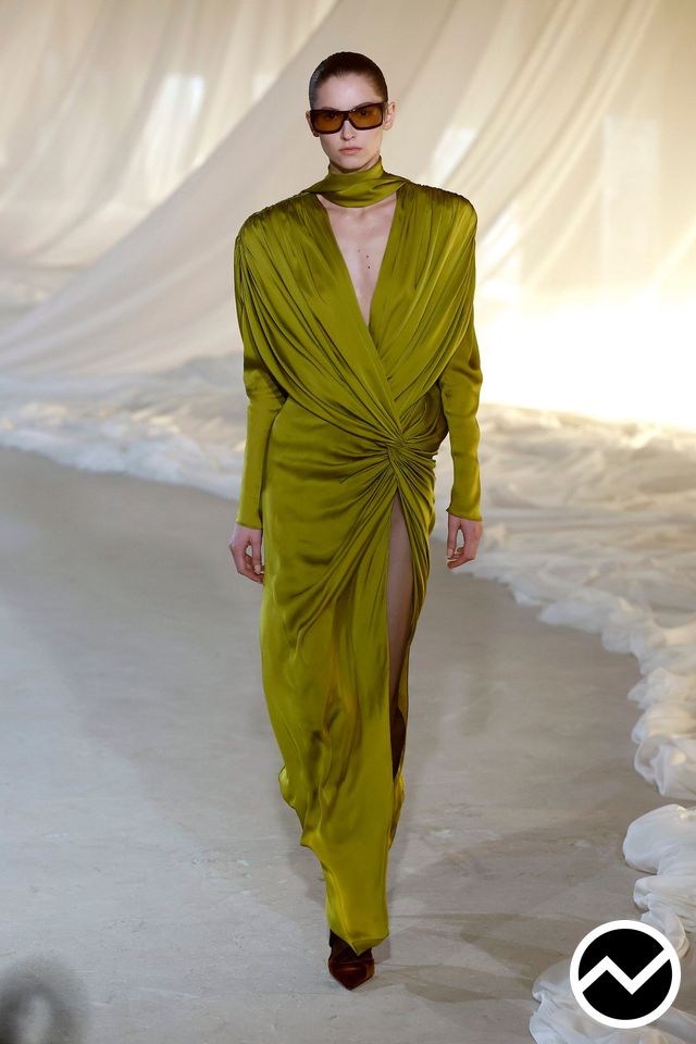 Balmain, FW26 womenswear, Olive, look 32