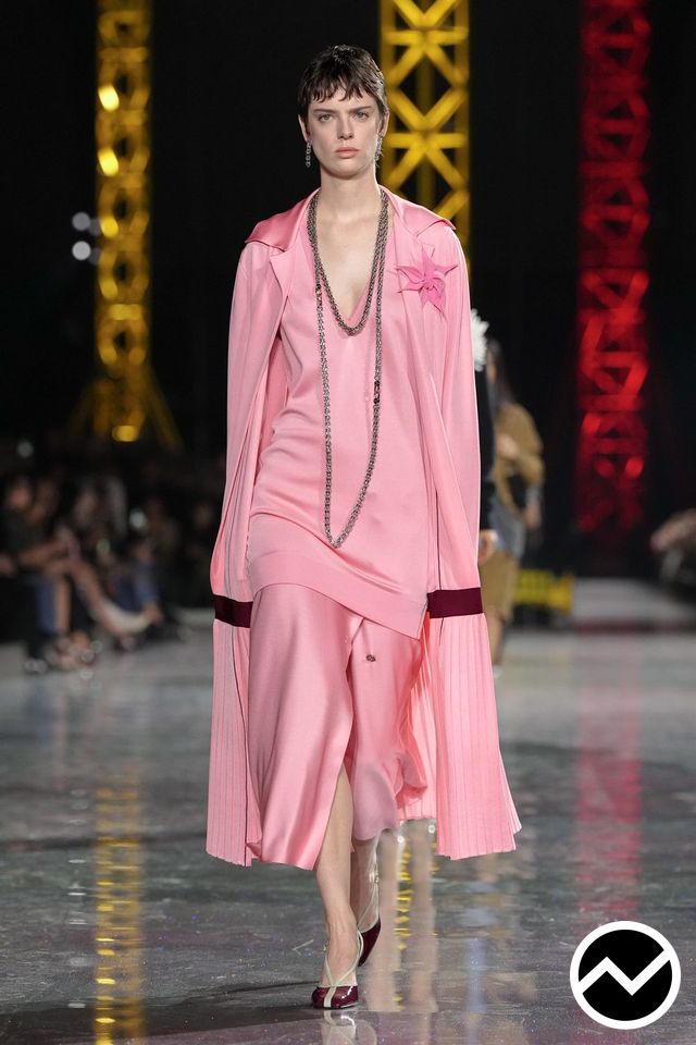 Chanel, FW26 womenswear, Rose, look 13