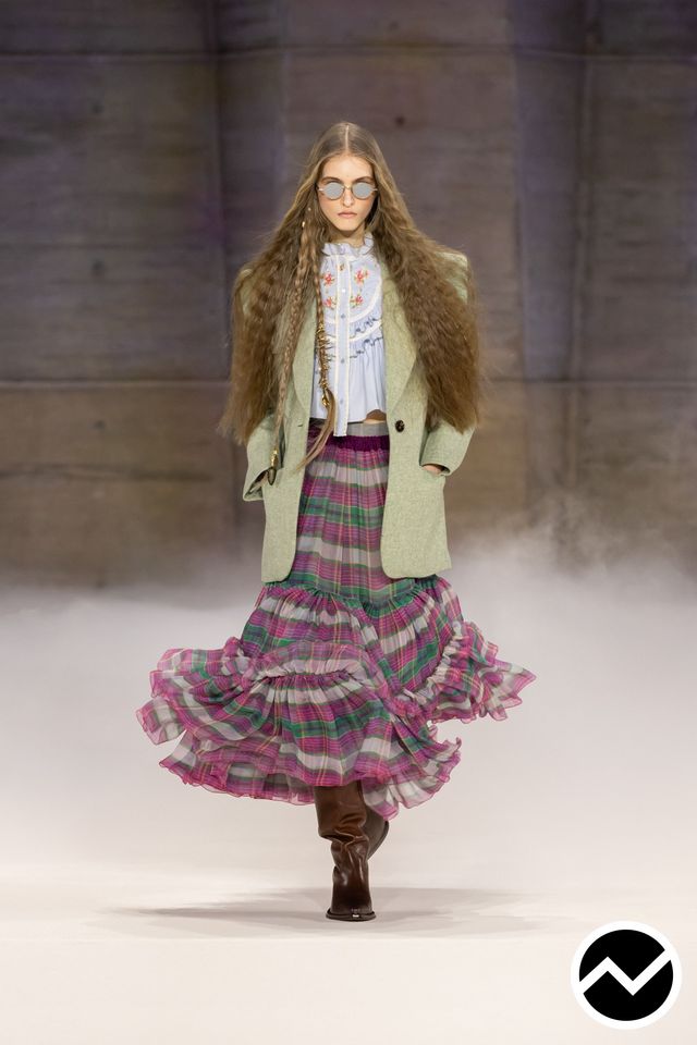 Chloé FW26 womenswear, look 1