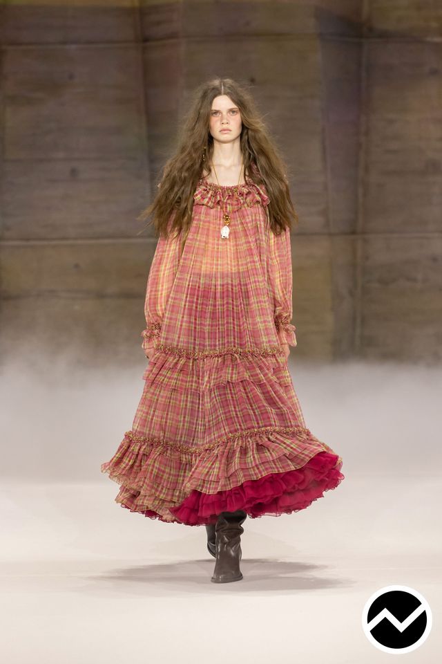 Chloé, FW26 womenswear, Brick Red, look 8