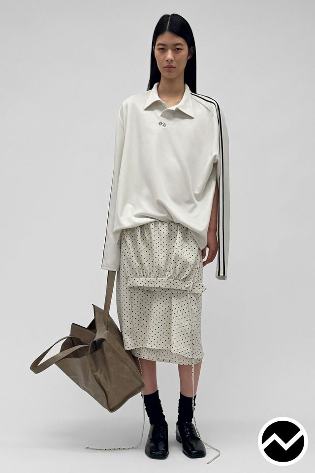 Commission, FW26 womenswear, Polo Sweatshirt, look 23