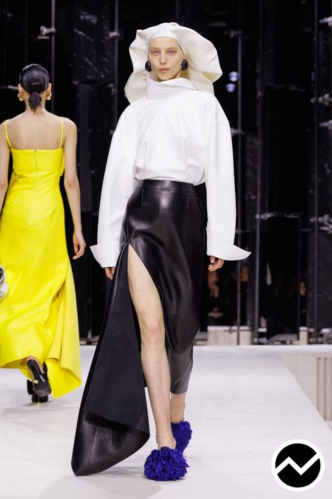 Givenchy, FW26 womenswear, Slit Skirts, look 6
