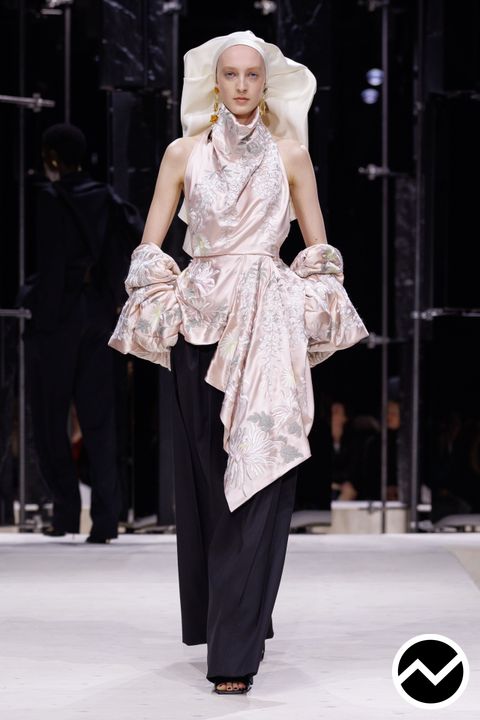 Givenchy, FW26 womenswear, Rose, look 51