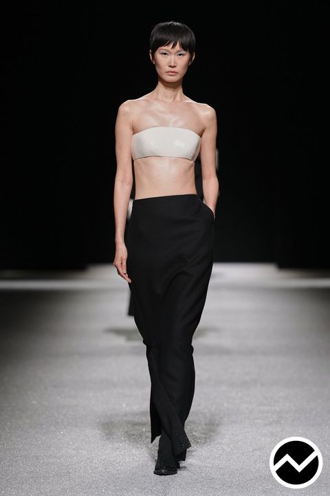 Issey Miyake, FW26 womenswear, Cropped Top, look 21