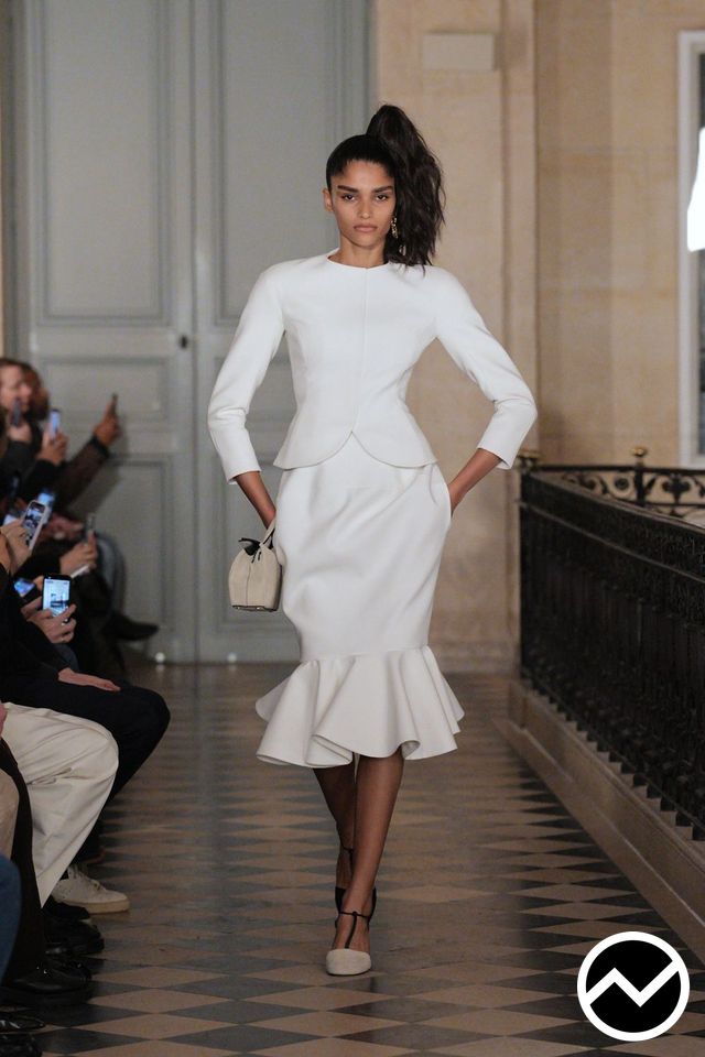 Jacquemus FW26 womenswear, look 1