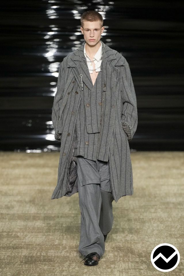 Kolor, FW26 menswear, Drop Shoulder Coat, look 1