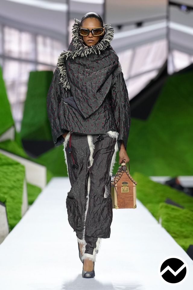 Louis Vuitton, Louis Vuitton FW26 womenswear, look 11