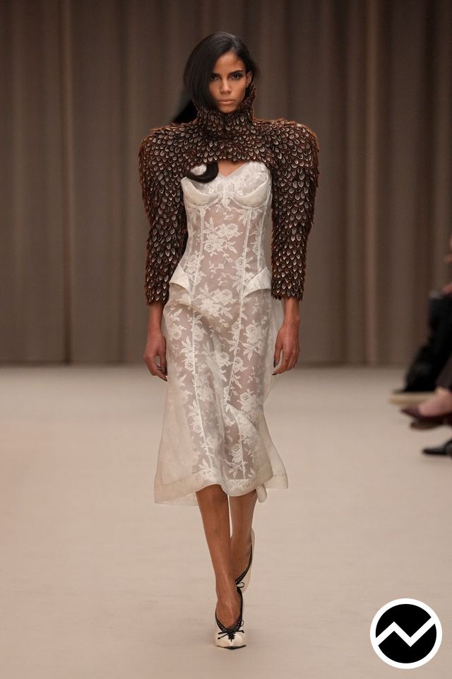 Mcqueen, Mcqueen FW26 womenswear, look 21