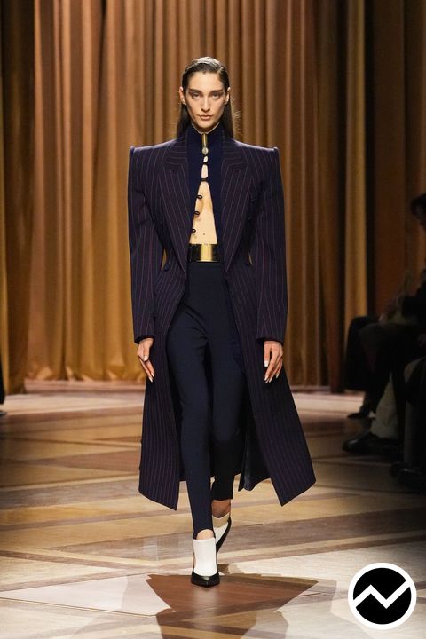 Mugler FW26 womenswear, look 1