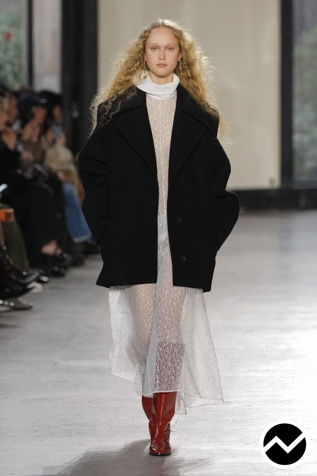 Patou, FW26 womenswear, Hip Length Coat, look 21