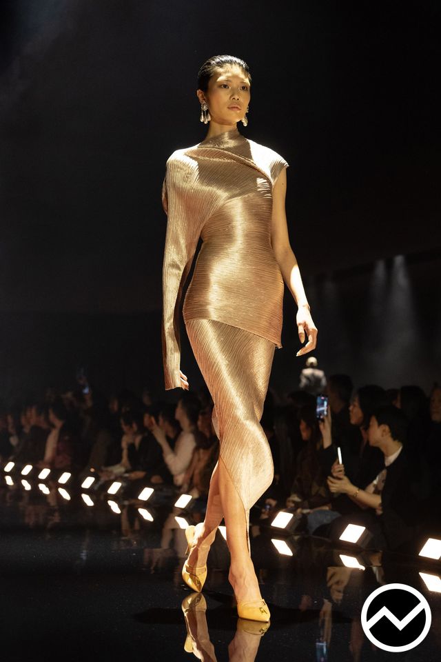 Schiaparelli, FW26 womenswear, Asymmetric Blouse, look 14