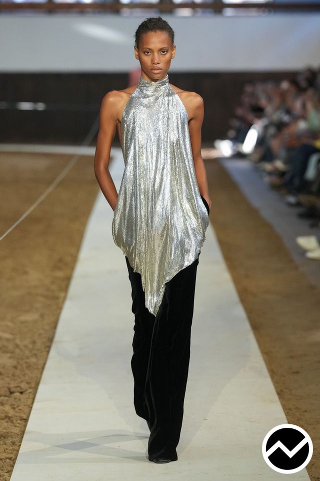 Stella Mccartney, FW26 womenswear, Asymmetric Hem Top, look 40
