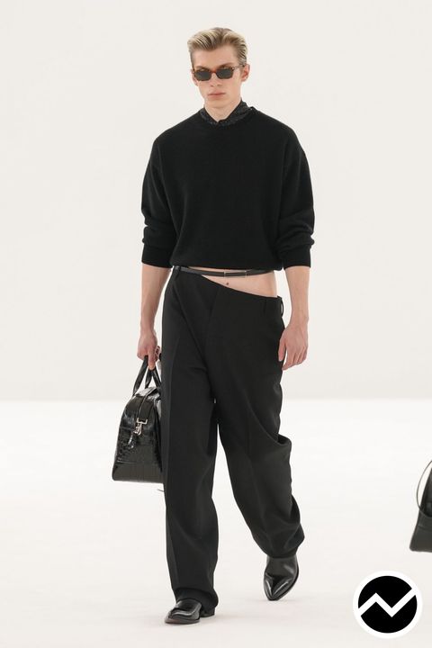 Tom Ford, FW26 womenswear, Cropped Sweater, look 8
