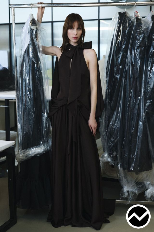 Viktor & Rolf, FW26 womenswear, Cinched Dress, look 22