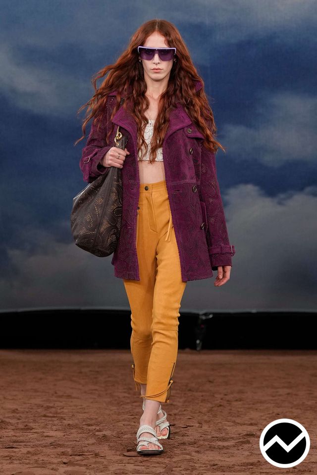 Burberry, Burberry SS26 womenswear, look 43