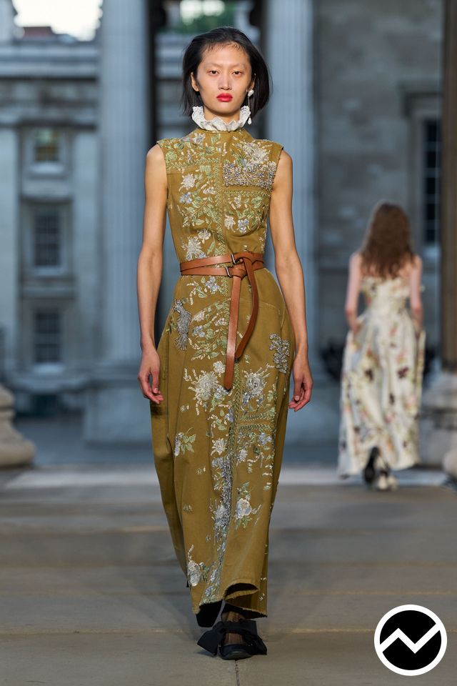 Erdem, SS26 womenswear, Olive, look 22