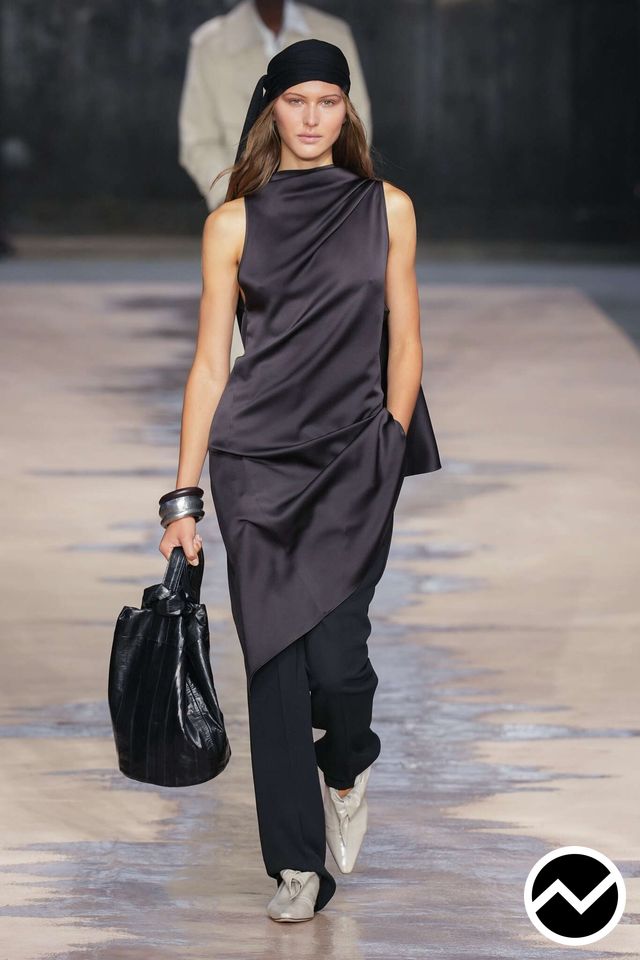 BOSS, SS26 womenswear, Charcoal, look 12