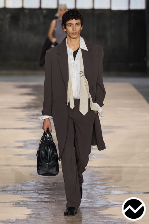 BOSS, SS26 menswear, Welt Pockets Coat, look 40
