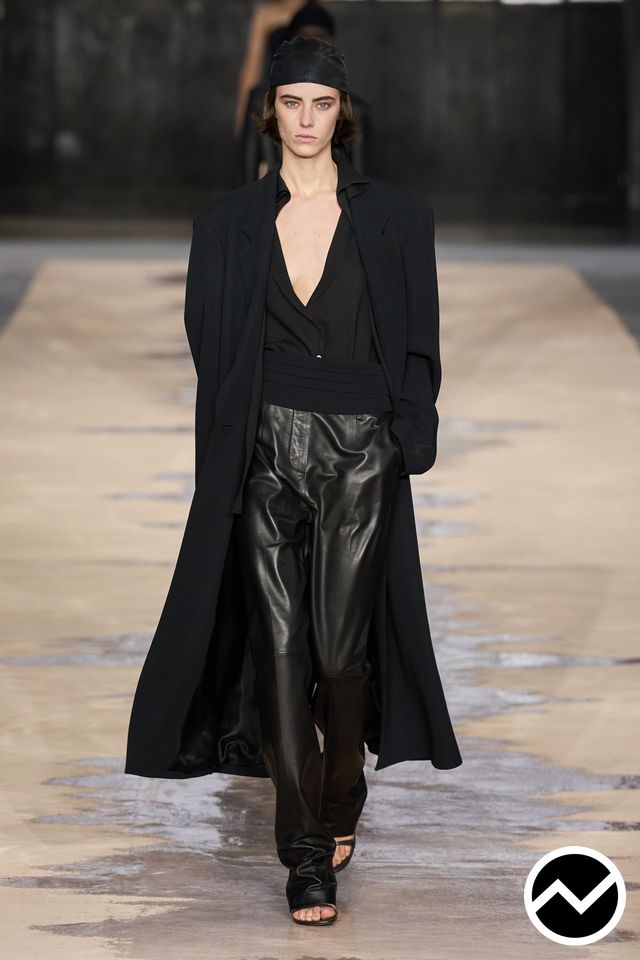 BOSS, SS26 womenswear, Leather, look 61