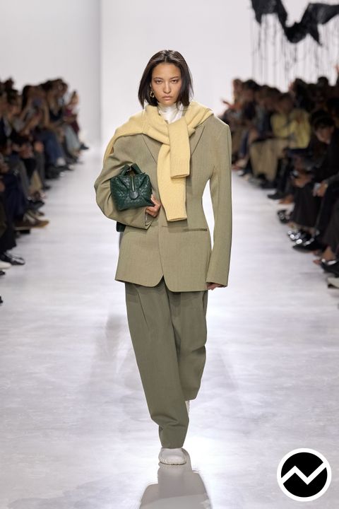 Bottega Veneta, SS26 womenswear, Regular Fit Sweater, look 37
