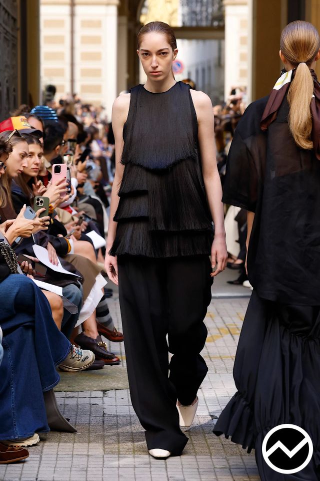 Calcaterra, SS26 womenswear, Regular Fit Top, look 18