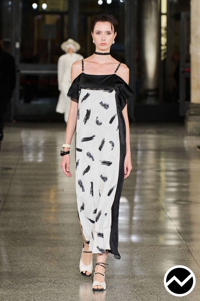 Keqiao, SS26 womenswear, Ruffle Sleeve Dress, look 19