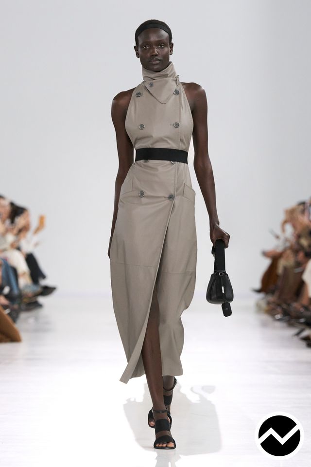 Max Mara, SS26 womenswear, Taupe, look 20
