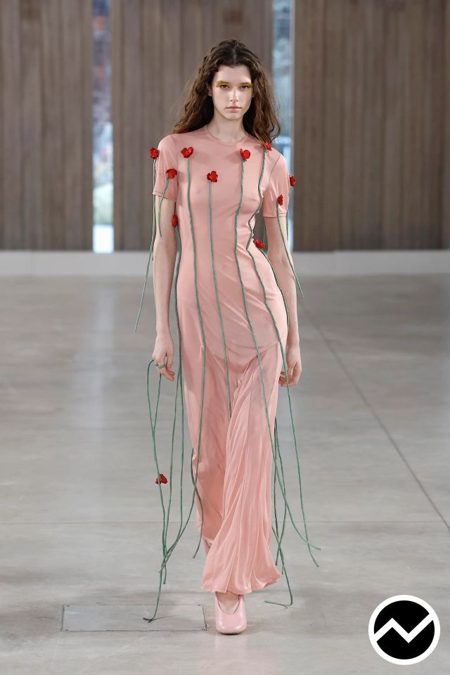 Moschino, SS26 womenswear, Dusty Rose, look 31