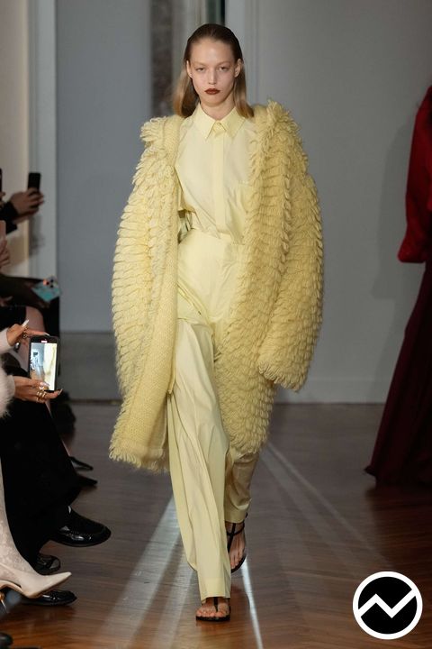SA SU PHI, SS26 womenswear, Mustard, look 4
