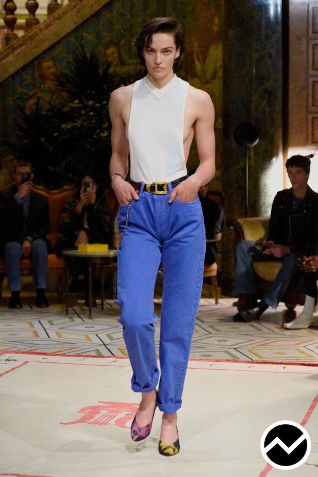 Versace, SS26 womenswear, Relaxed Jeans, look 3