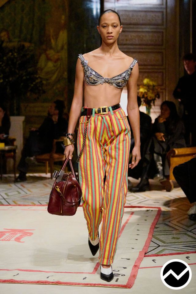 Versace, SS26 womenswear, Cropped Top, look 66